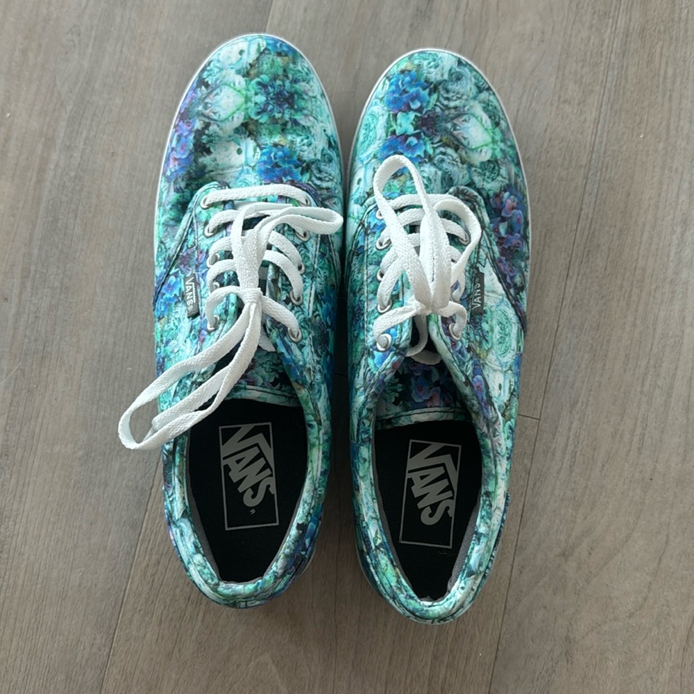Vans shoes